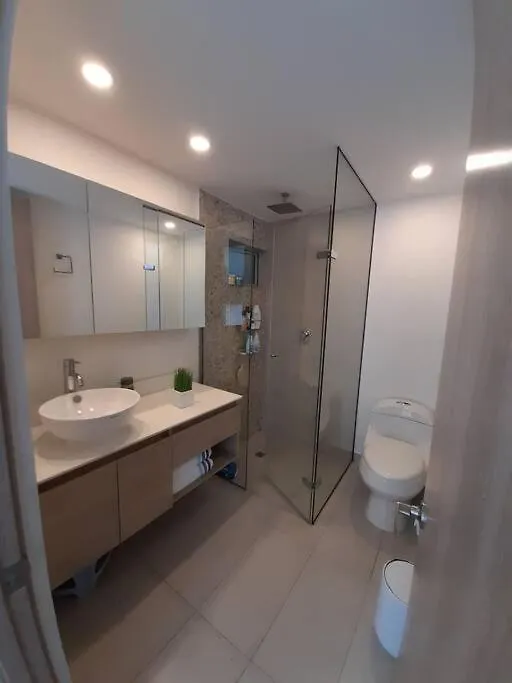 Moderno Apartamento En El Corazon Del Poblado Apartment Medellin Colombia